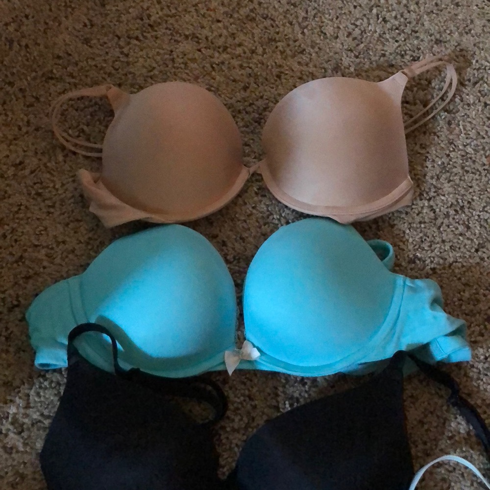 Victoria’s Secret bras